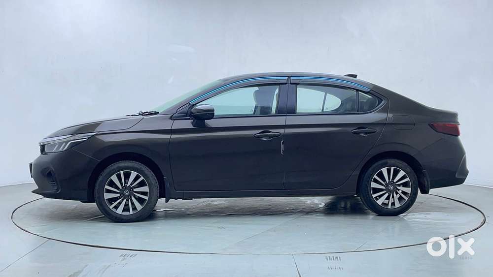 Honda City 1.5 V Mt, 2023, Cng & Hybrids
