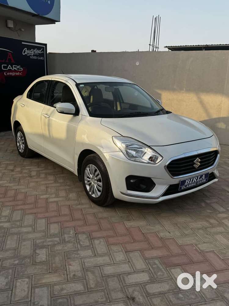 Maruti Suzuki Swift Dzire Vxi Optional, 2017, Petrol
