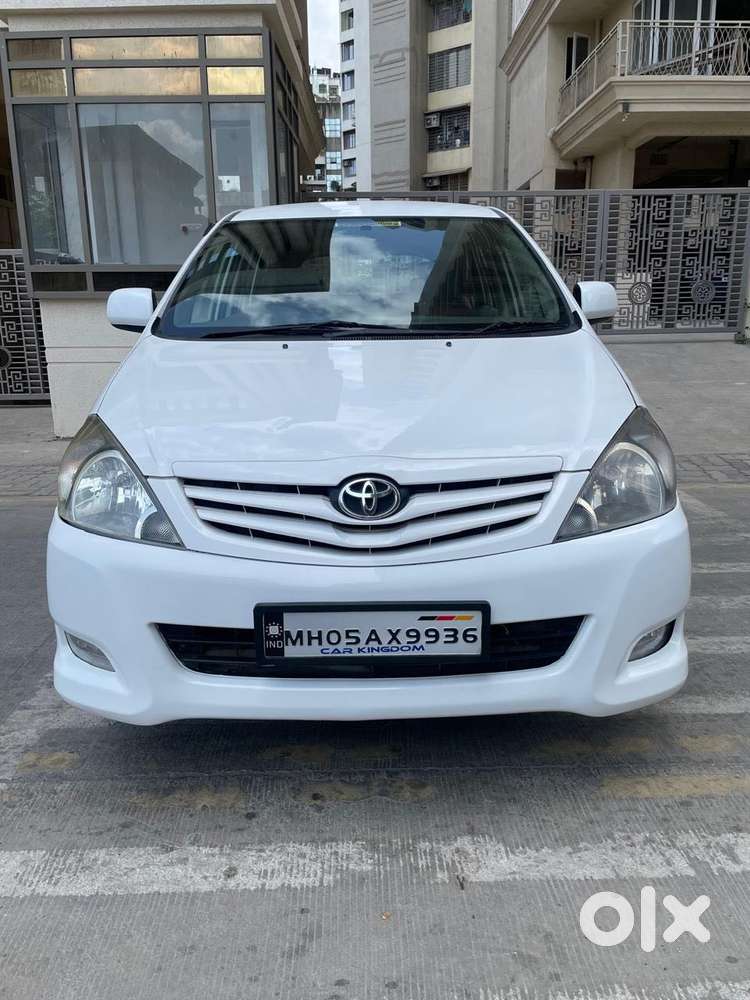 Toyota Innova 2.5 G (diesel) 8 Seater Bs Iv, 2011, Diesel