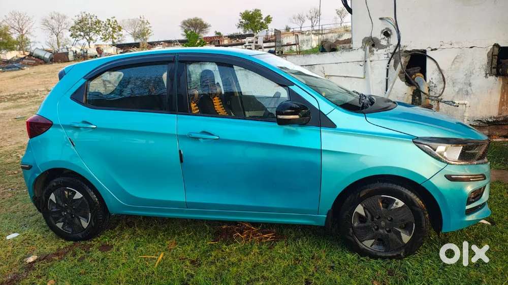 Tata Tiago 2025 Petrol 13000 Km Driven