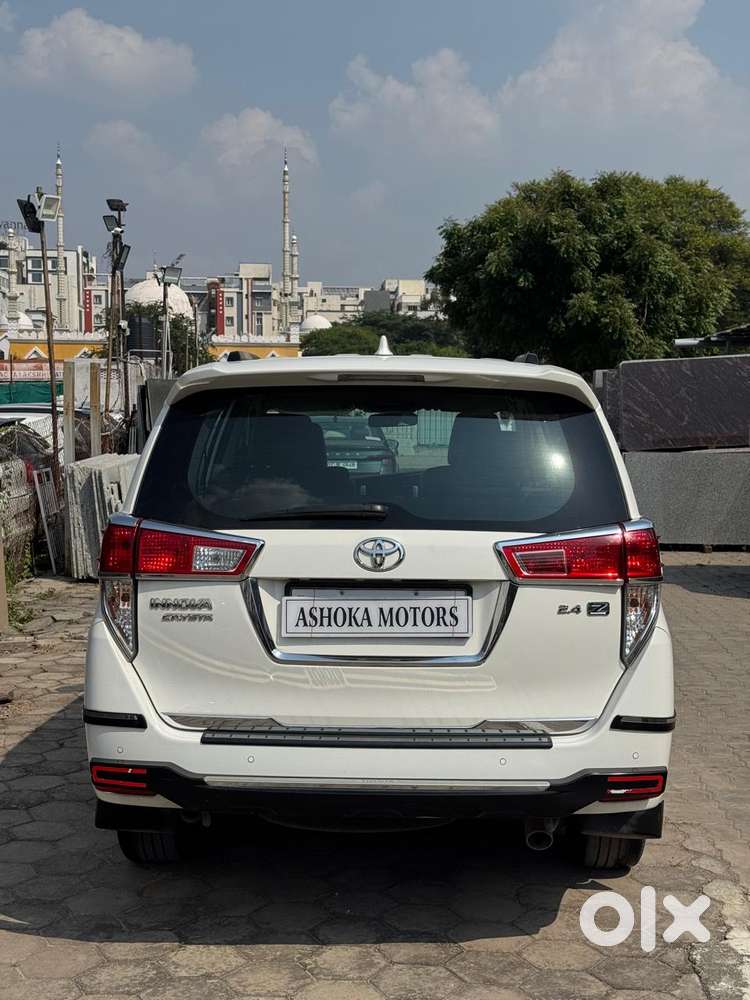 Toyota Innova Crysta 2.4 Z 7 Str, 2023, Diesel