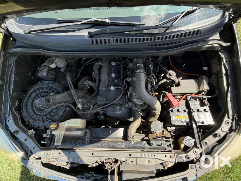 Toyota Innova Diesel Manual 2nd Owner 2014