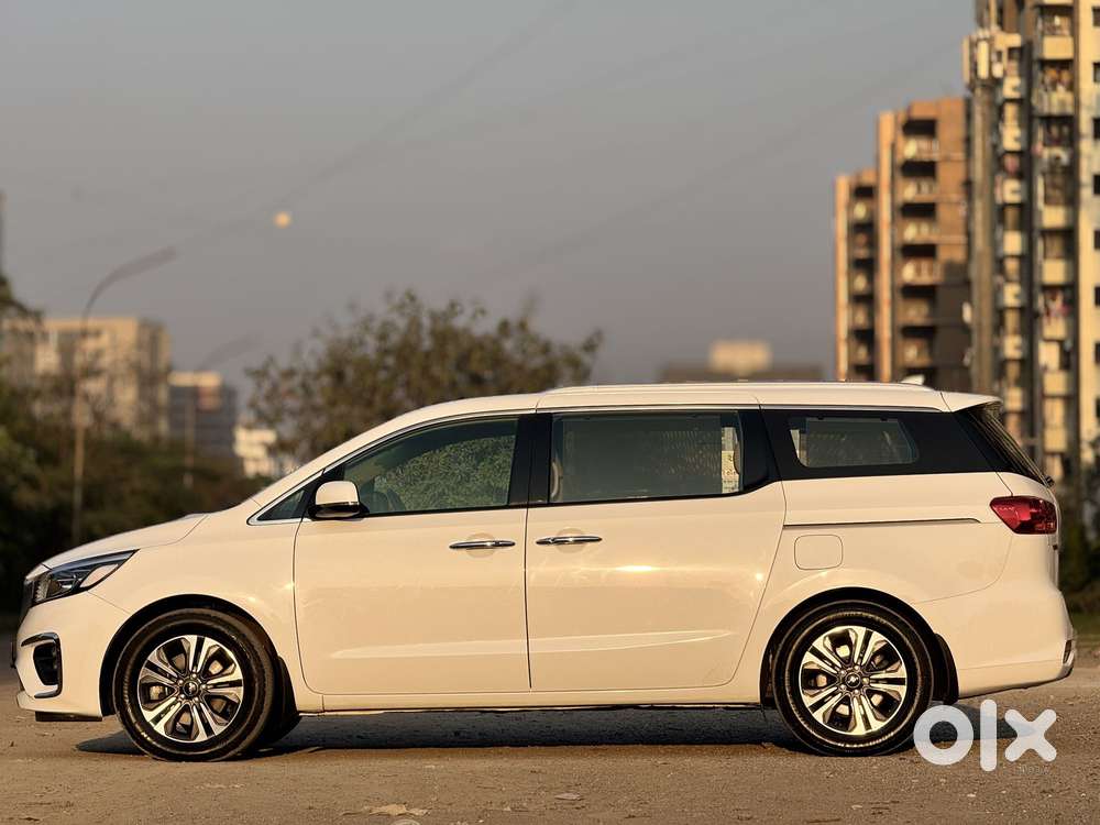 Kia Carnival Limousine Plus 7 Str, 2023, Diesel