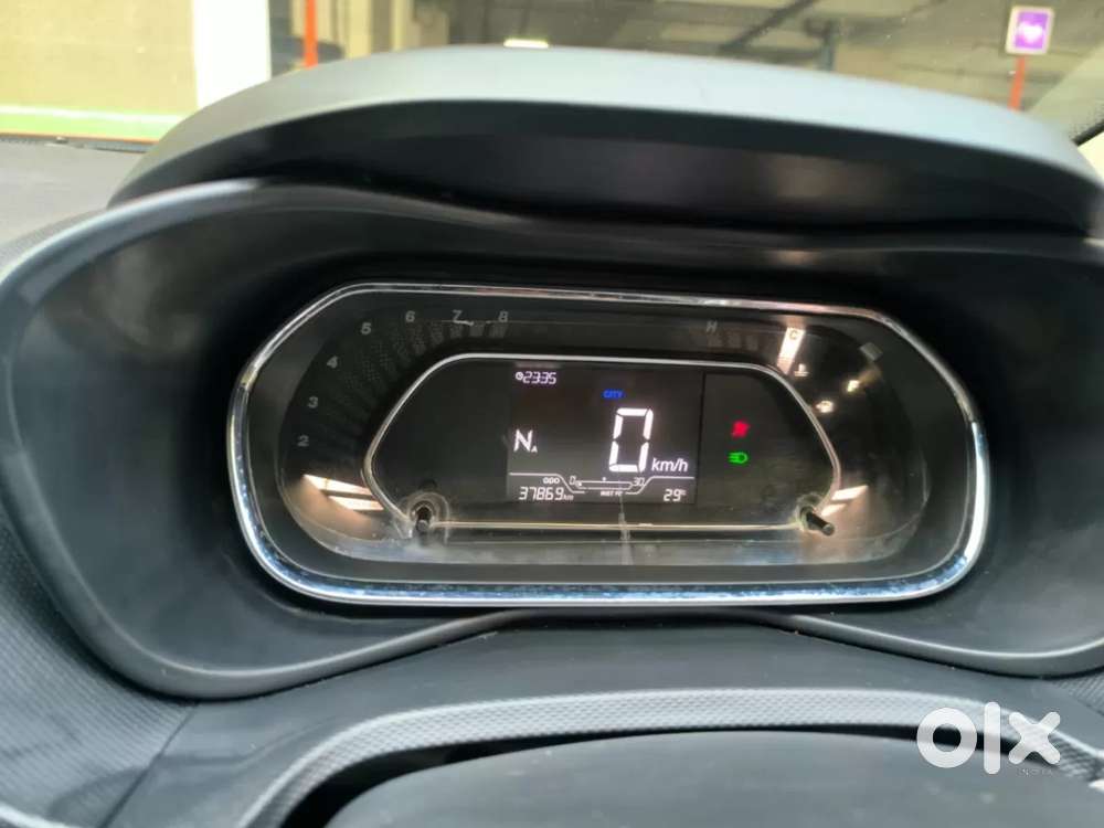 Tata Nexon 1.2 Revotron Xza Plus, 2020, Petrol