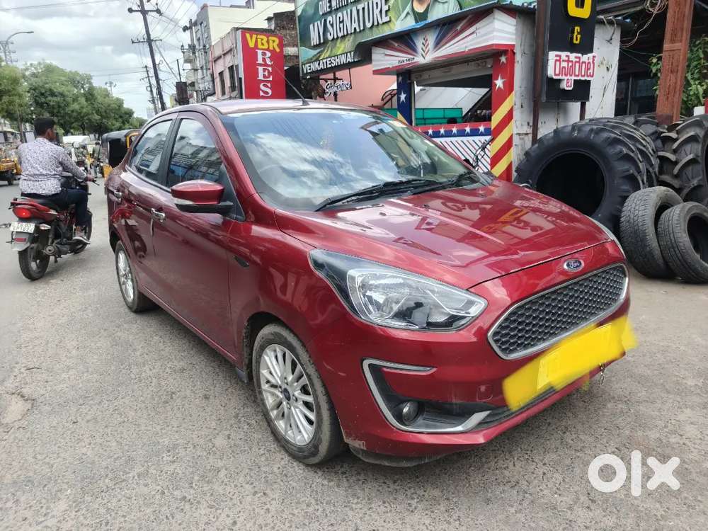 Ford Aspire Titatinium Blu 2019