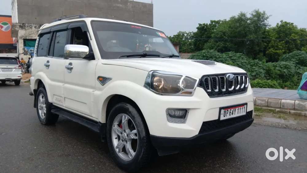 Mahindra Scorpio S10, 2015, Diesel