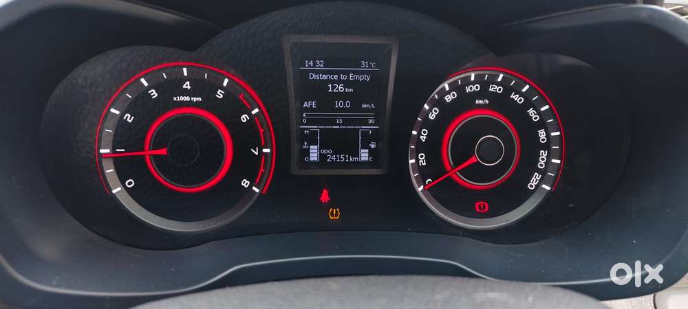 Mahindra Xuv300 W8 Option Dual Tone, 2019, Petrol