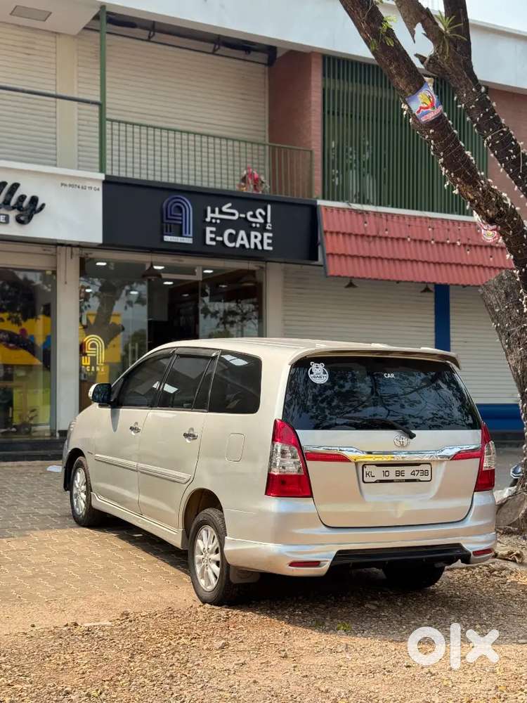 Well Maintained Family Using Innova, Urgent Sale