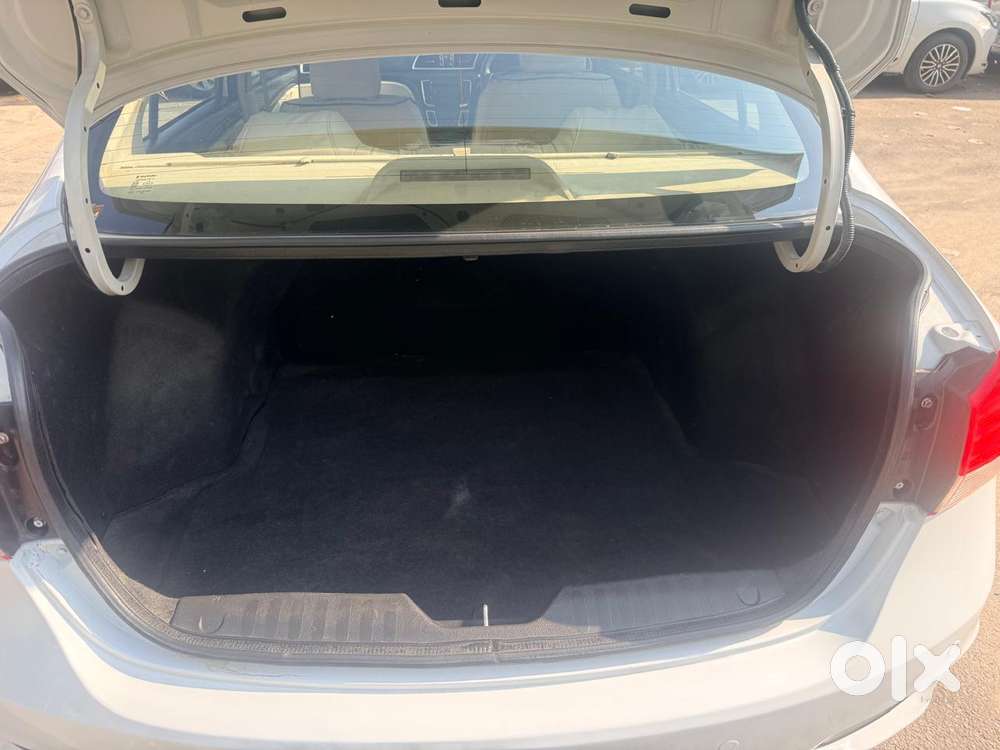 Maruti Suzuki Ciaz Zdi Shvs, 2016, Diesel