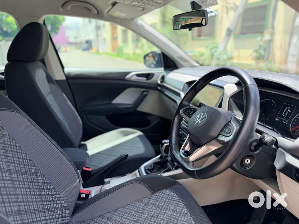 Volkswagen Taigun 1.0 Tsi Highline At, 2022, Petrol