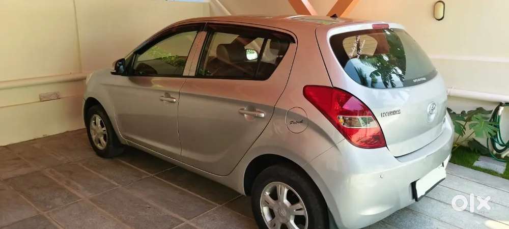 Hyundai I20 2010 Petrol 76000 Km Driven