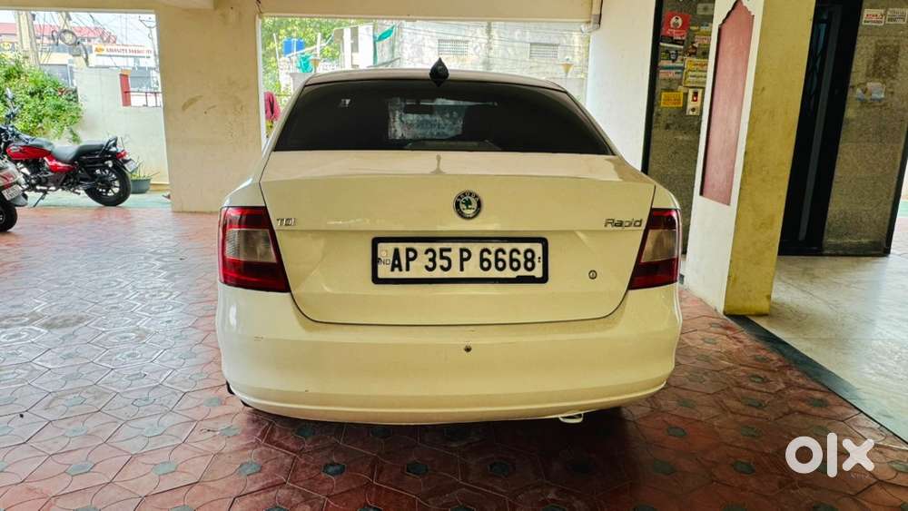 Skoda Rapid Diesel 2012