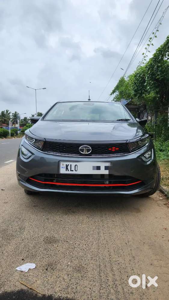 Tata Altroz Xz With Extended Warranty