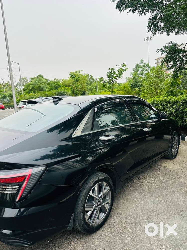 Hyundai Verna Auto 2024