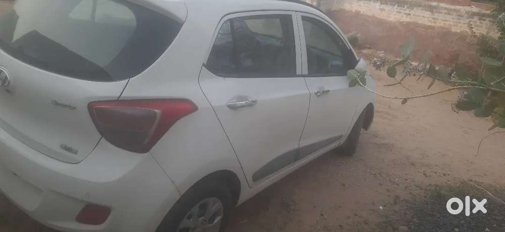 Hyundai Grand I10 Sportz 2014 Edition