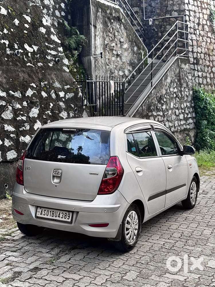 Hyundai I10 Sportz, 2016, Petrol