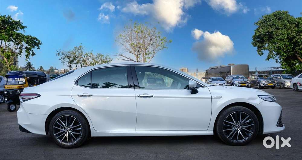 Toyota Camry 2.5 Hybrid, 2024, Petrol