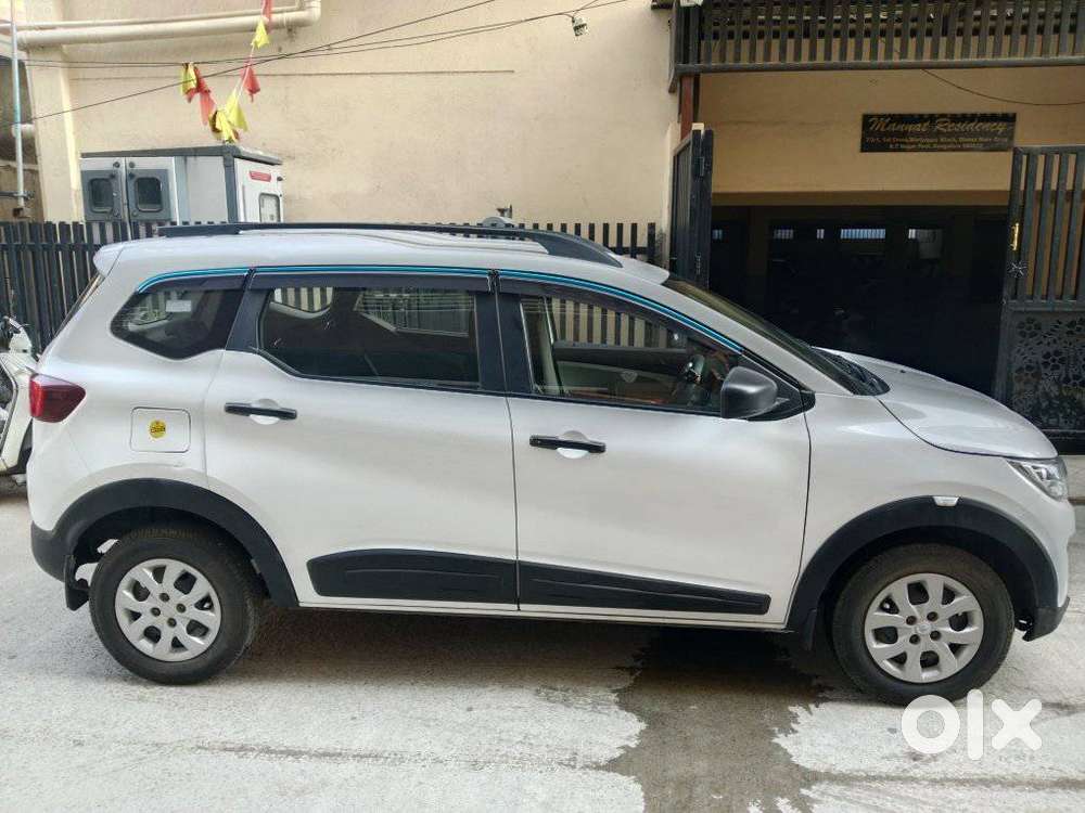 Renault Triber Rxl, 2020, Petrol