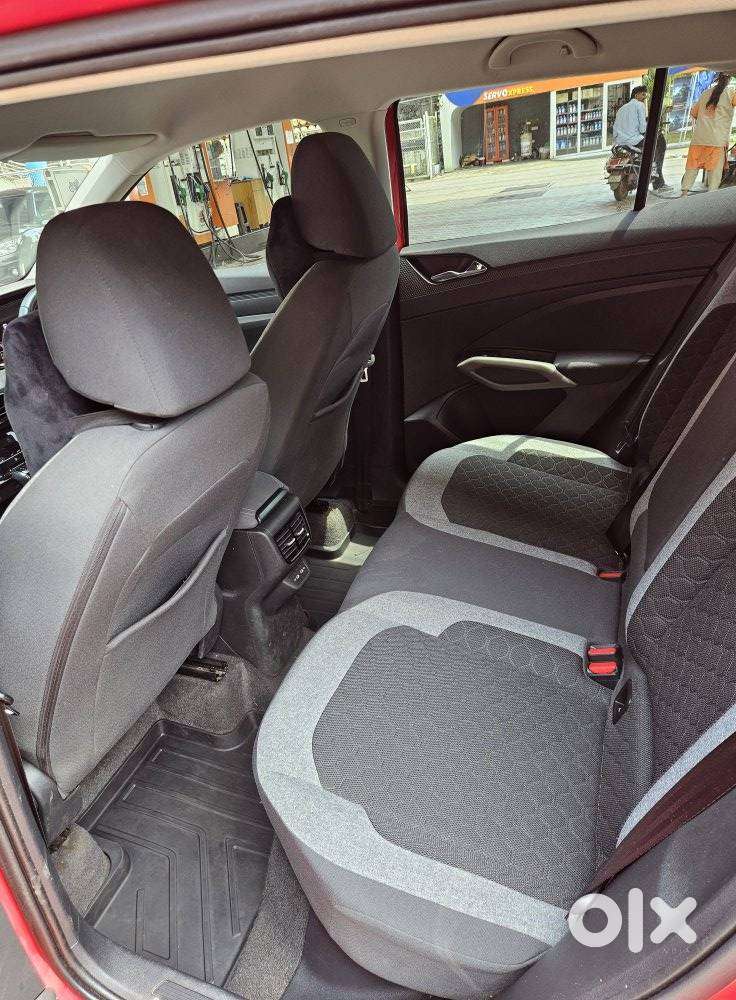 Skoda Kylaq Signature Plus At, 2025, Petrol