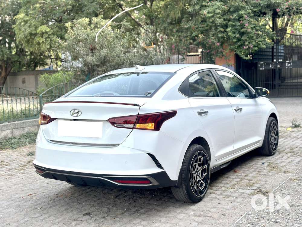 Hyundai Verna 1.5 Sx Petrol Mt, 2020, Petrol