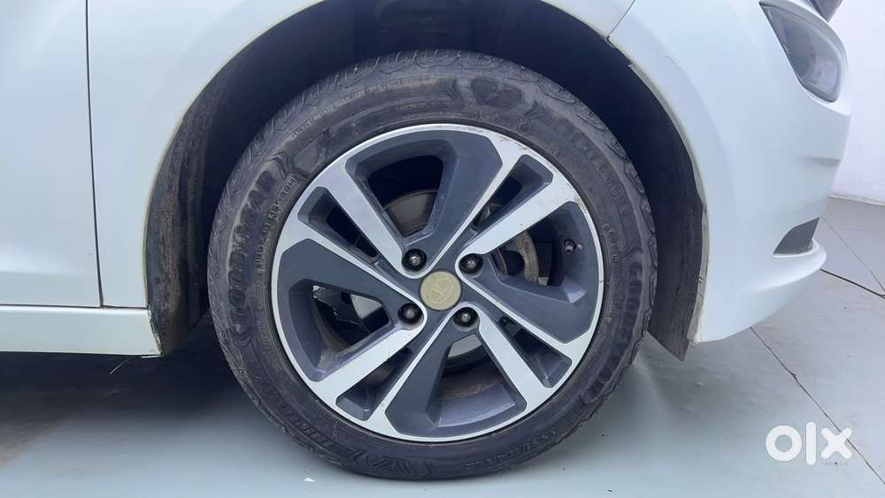Tata Altroz 1.5 Xz Plus Diesel, 2022, Diesel