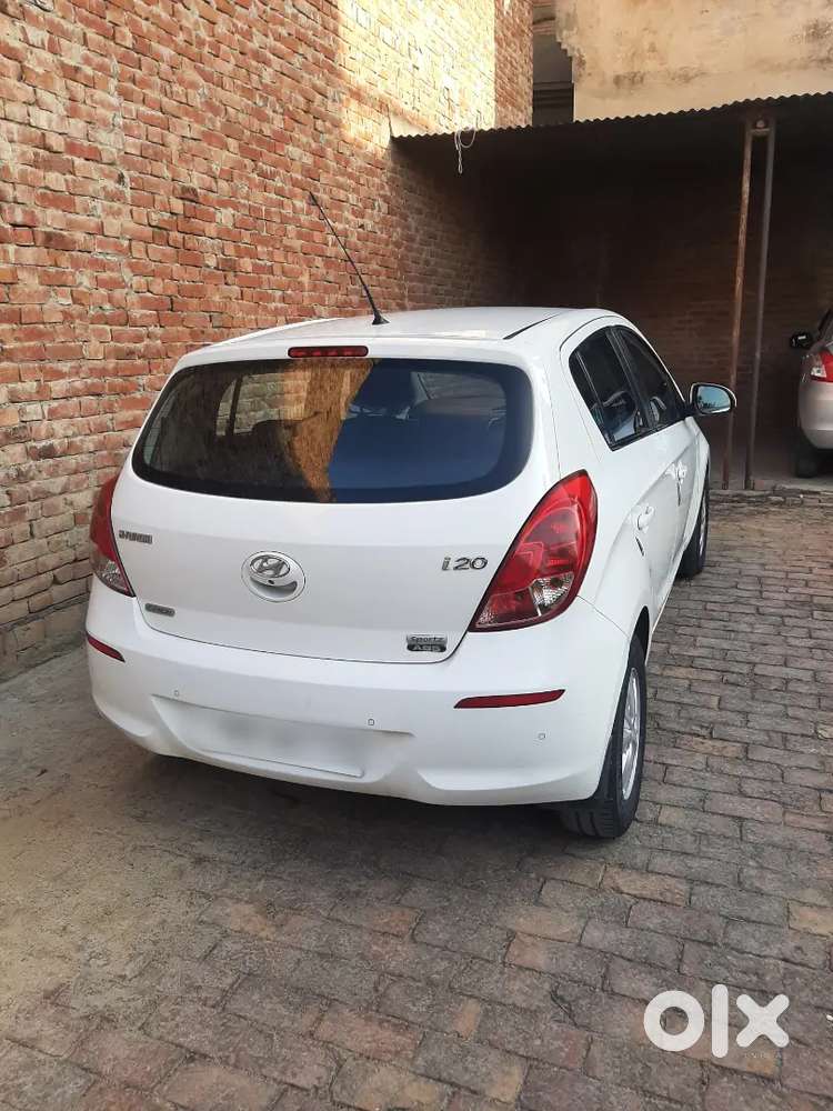 Hyundai I20 Sportz December 2013 Variant