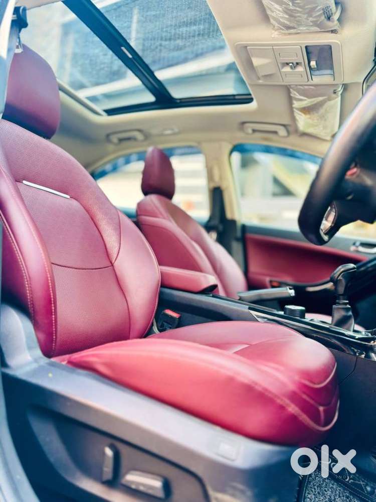 Tata Curvv Pure Plus S 1.2 Revotron Petrol 6mt, 2025, Petrol