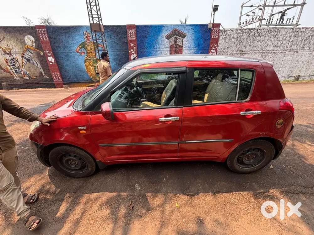 Maruti Suzuki Swift 2011 Model Diesel Well Maintained