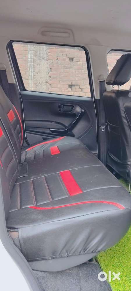 Mahindra Bolero Neo 1.5 N8, 2025, Diesel