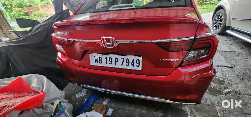 Honda Amaze 2nd Gen 2025 Petrol 13500 Km Driven