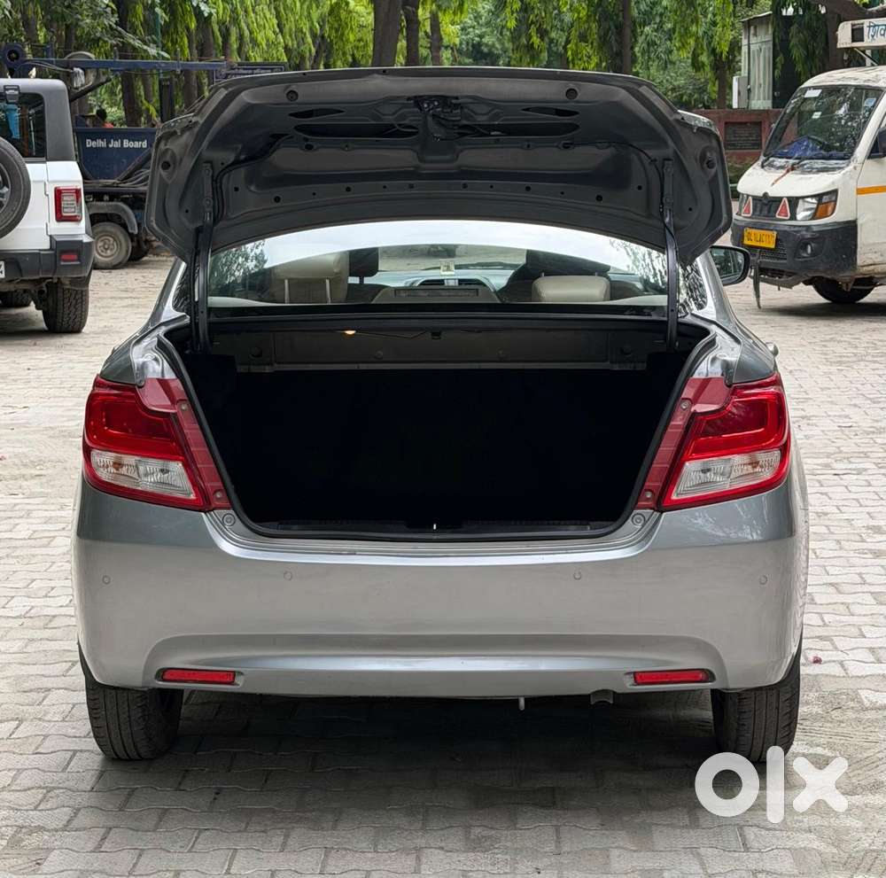 Maruti Suzuki Swift Dzire 1.2 Vxi, 2022, Petrol