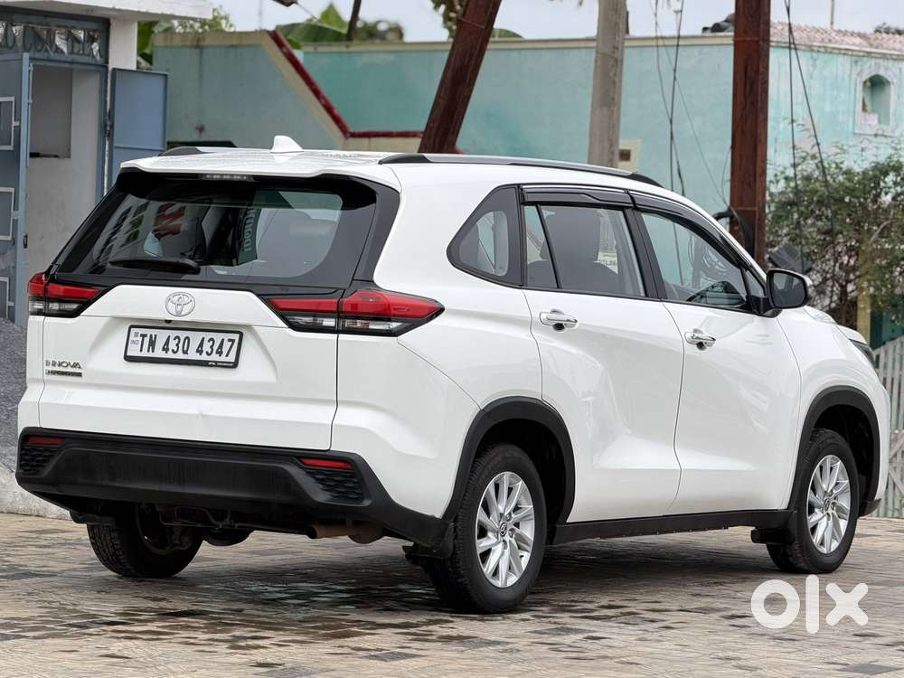 Toyota Innova Hycross 2.0 Gx 8 Str, 2024, Petrol