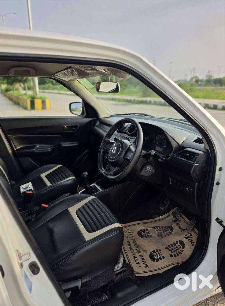 Maruti Suzuki Swift Vxi Optional, 2022, Petrol