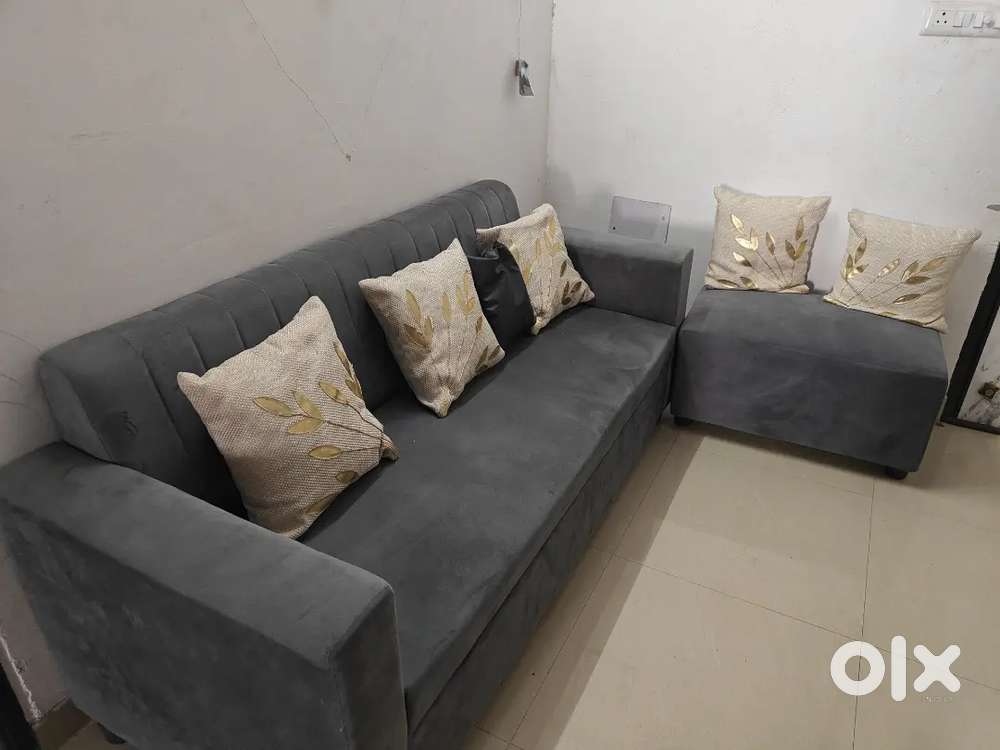 4 seater Sofa Set