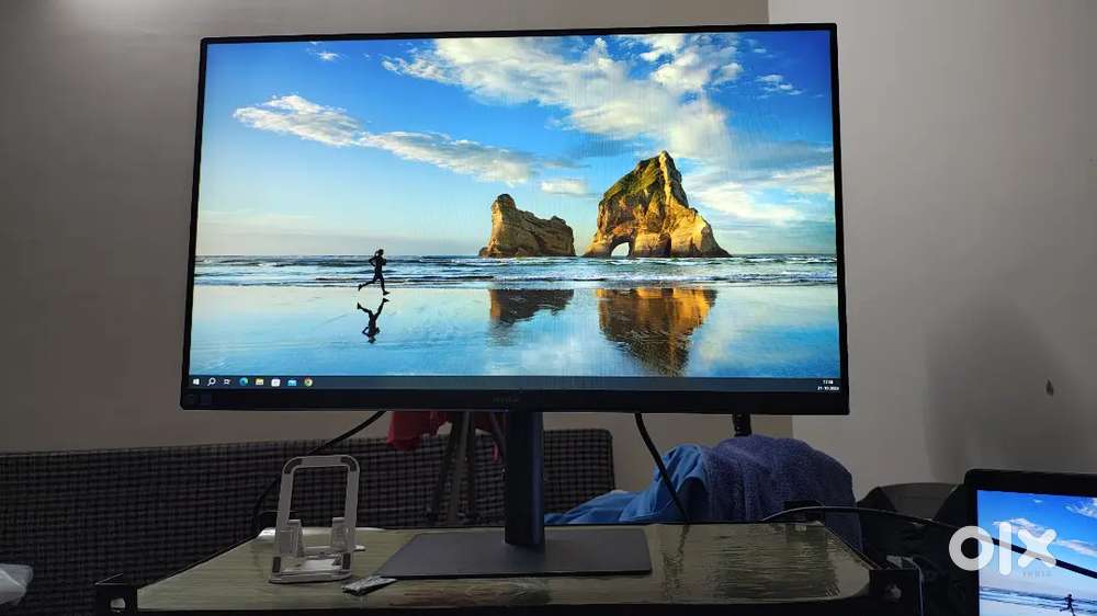 Samsung 27 inch IN WARRANTY monitor - Hard Disks, Printers & Monitors ...