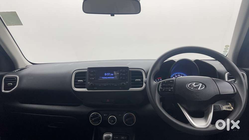 Hyundai Venue [2022-ongoing] 1.2 S, 2022, Petrol