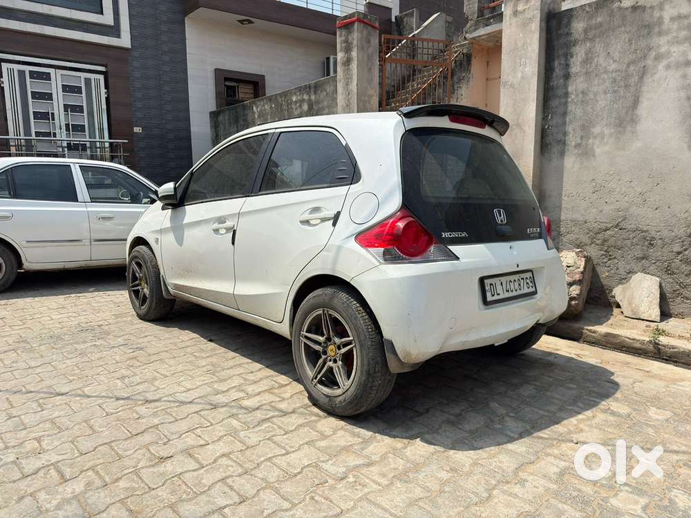 Honda Brio Cng & Hybrids Well Maintained