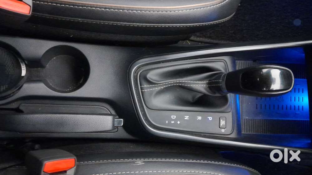 Hyundai New I20 1.0 Asta (o) Turbo Dct, 2022, Petrol