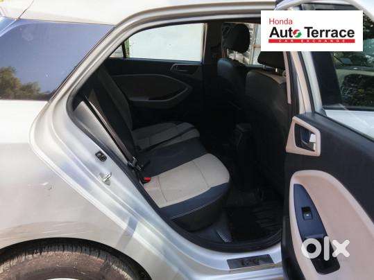 Hyundai I20 Sportz Petrol, 2016, Petrol