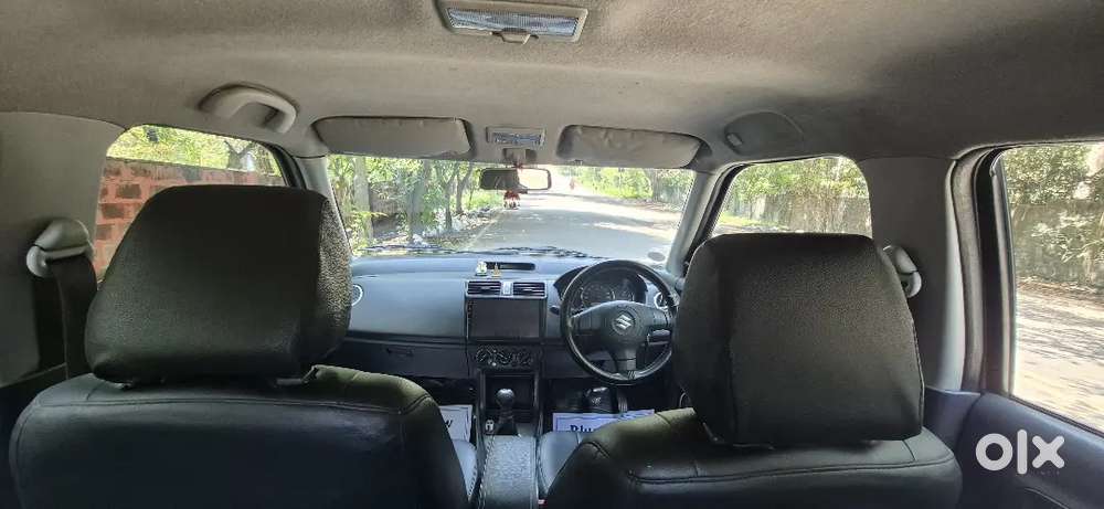 Maruti Suzuki Dzire 1.2 Vxi 2011