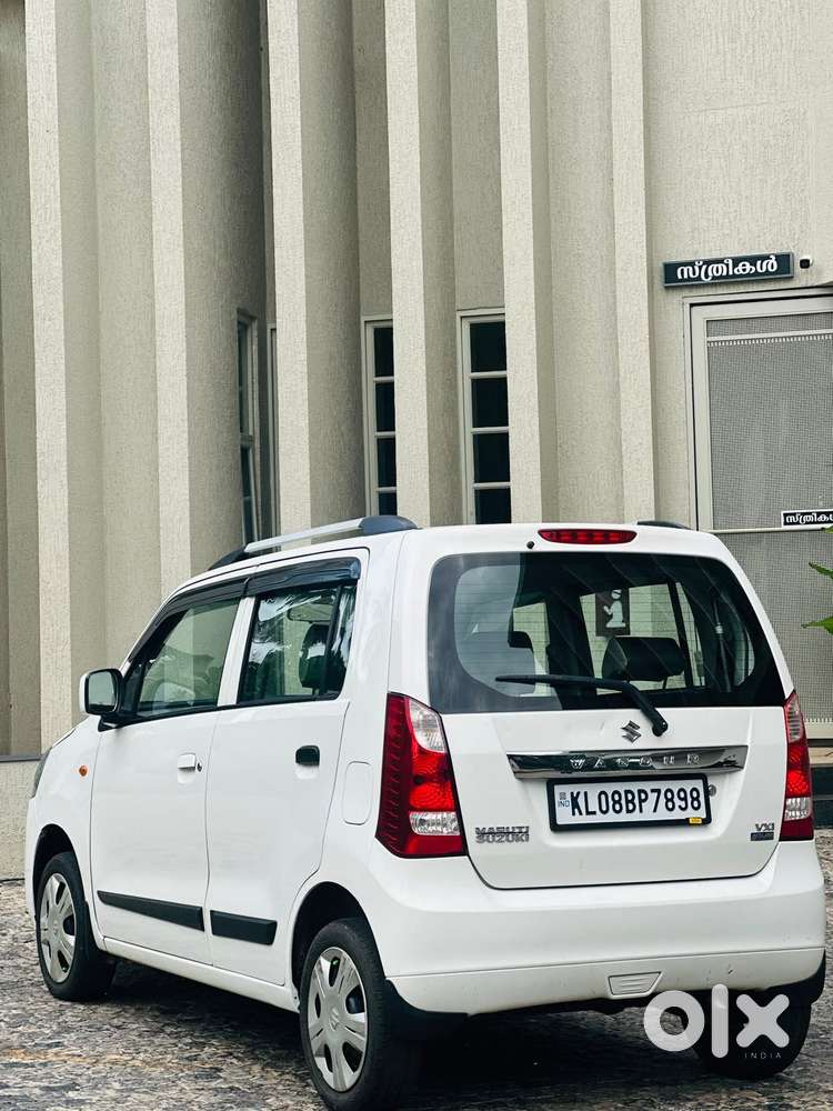 Maruti Suzuki Wagon R Amt Vxi, 2017, Petrol