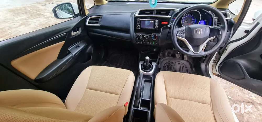 Honda Jazz [2015-2018] Petrol Manual