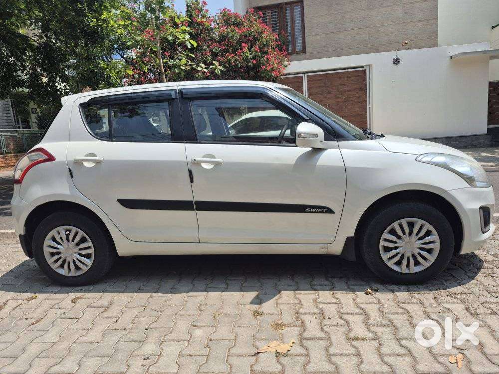 Maruti Suzuki Swift 2011-2014 Vxi, 2015, Petrol