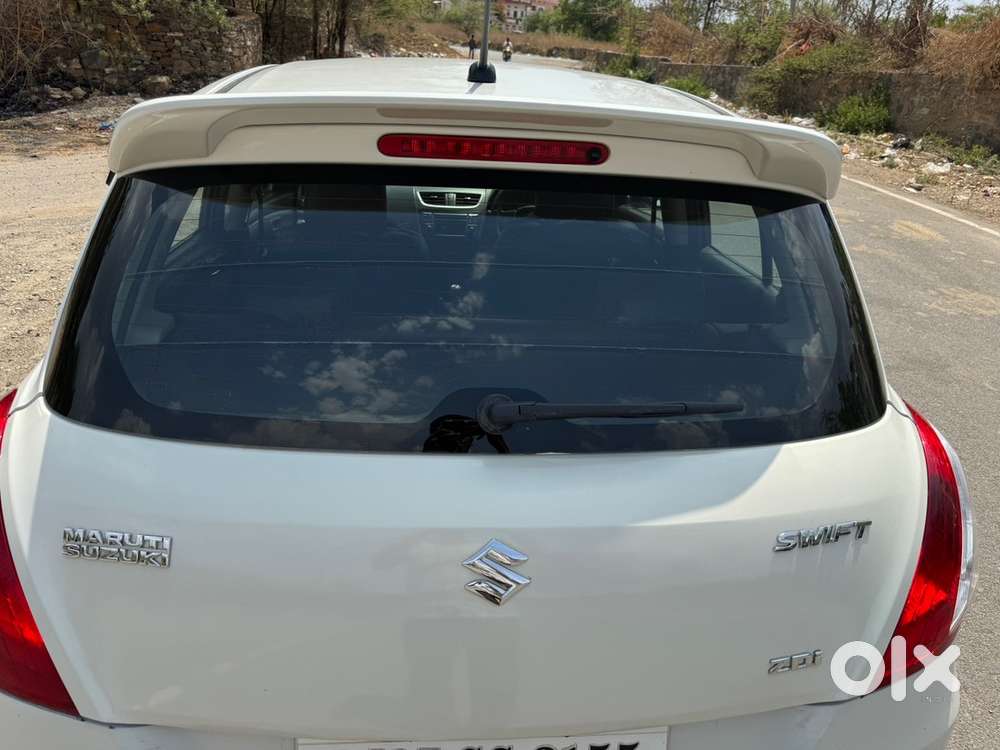 Maruti Swift Zdi Top Model 2012