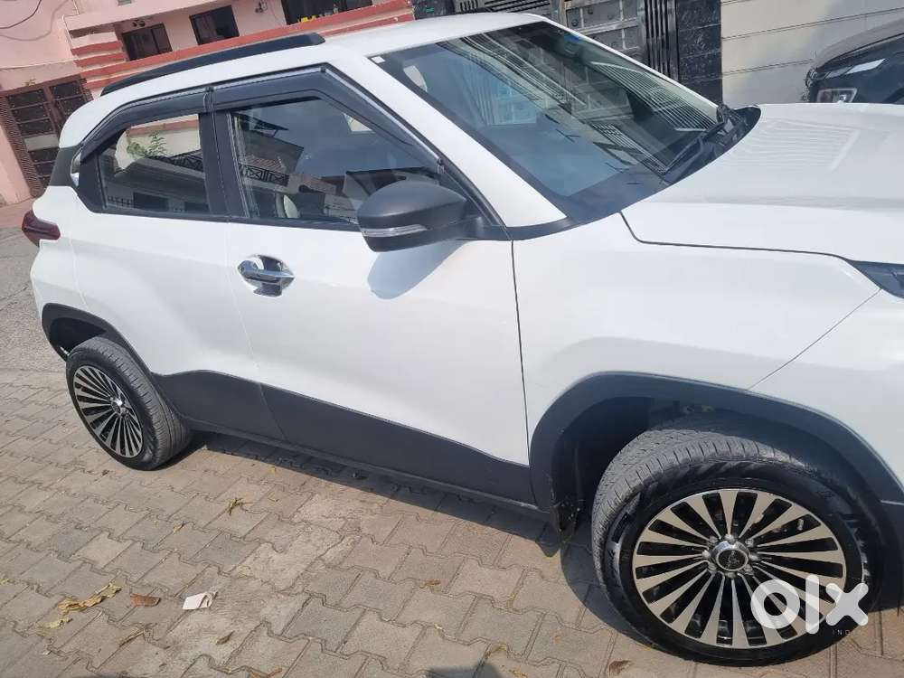 Tata Punch 2025 Cng & Hybrids 24500 Km Driven