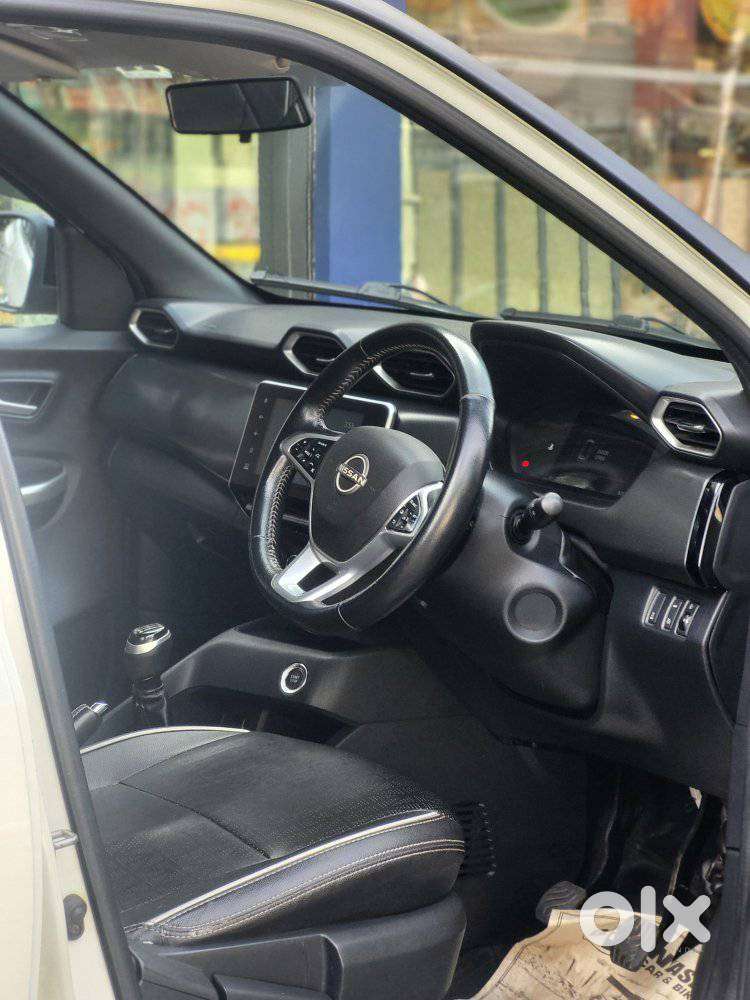 Nissan Magnite 1.0 Xv Premium Turbo, 2022, Petrol