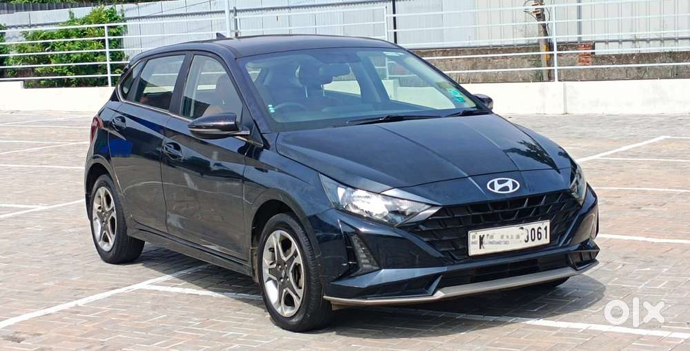 Hyundai I20 Sportz 1.2 Mt, 2023, Petrol