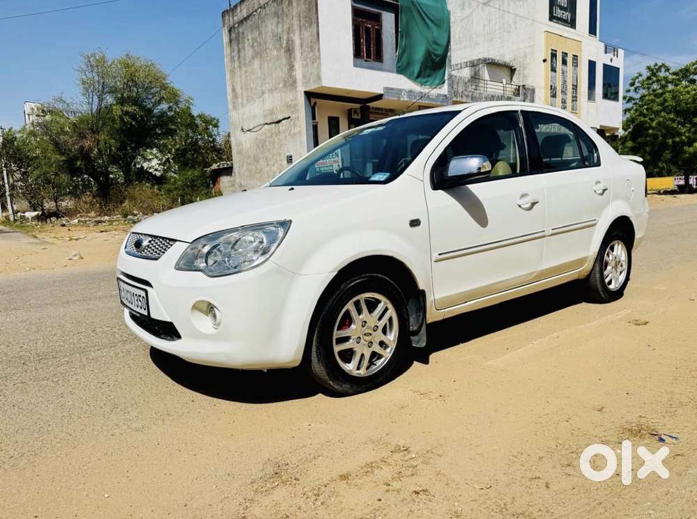 Ford Fiesta Petrol Titanium Plus, 2013, Petrol