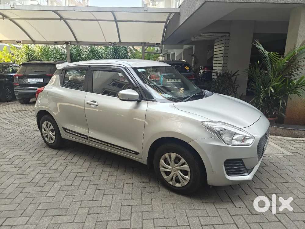 Swift Automatic Petrol