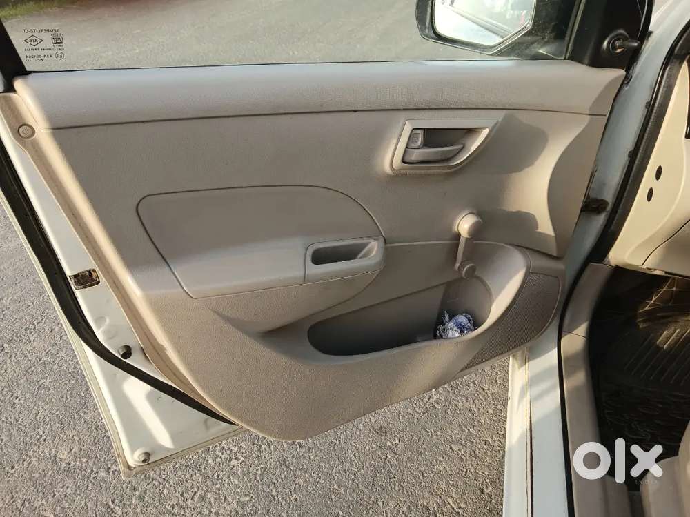 Maruti Suzuki Swift Dzire 2014 Diesel 128000 Km Driven